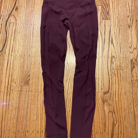 Like New lululemon ATRP - Picture 4 of 4